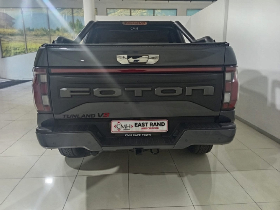 Photo 7 of 19