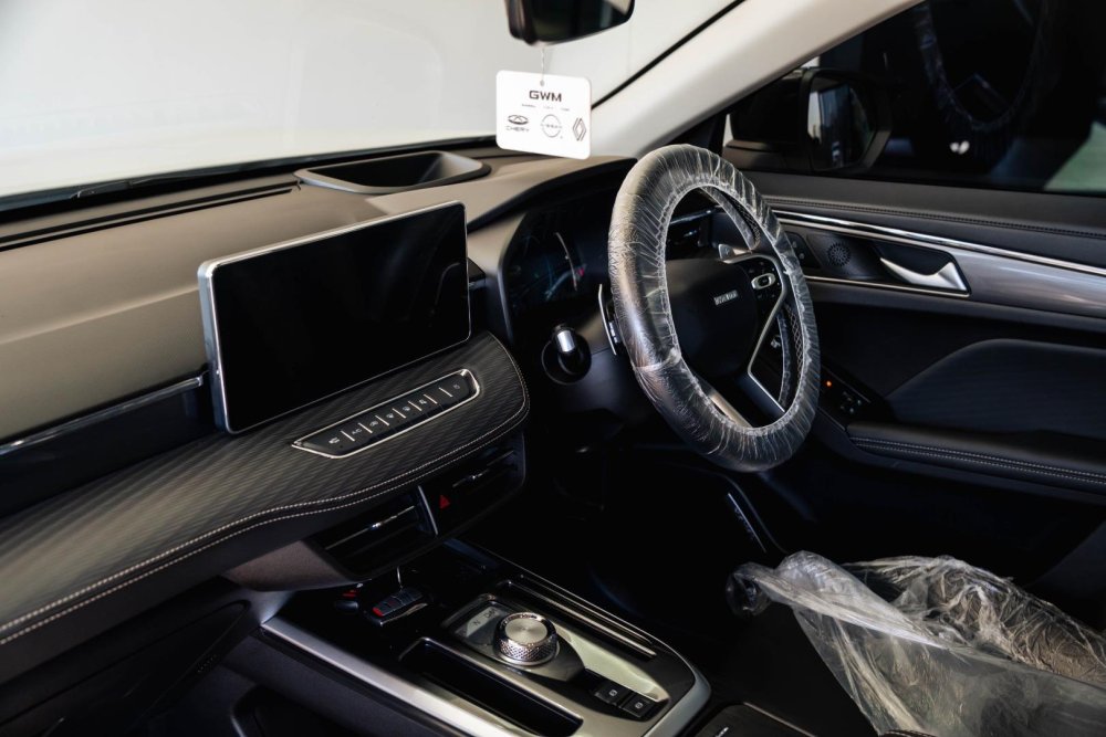 Photo 11 of 26
