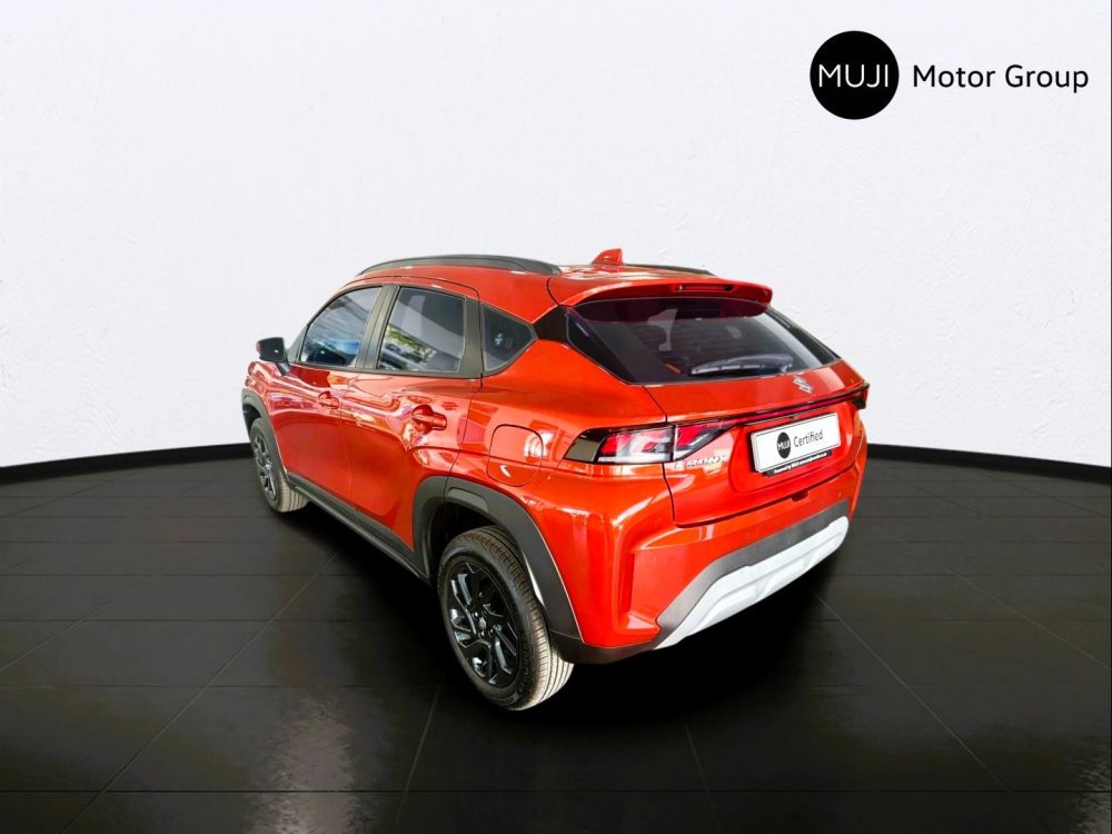 Photo 2 of 18