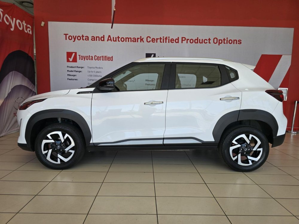 Photo 8 of 17