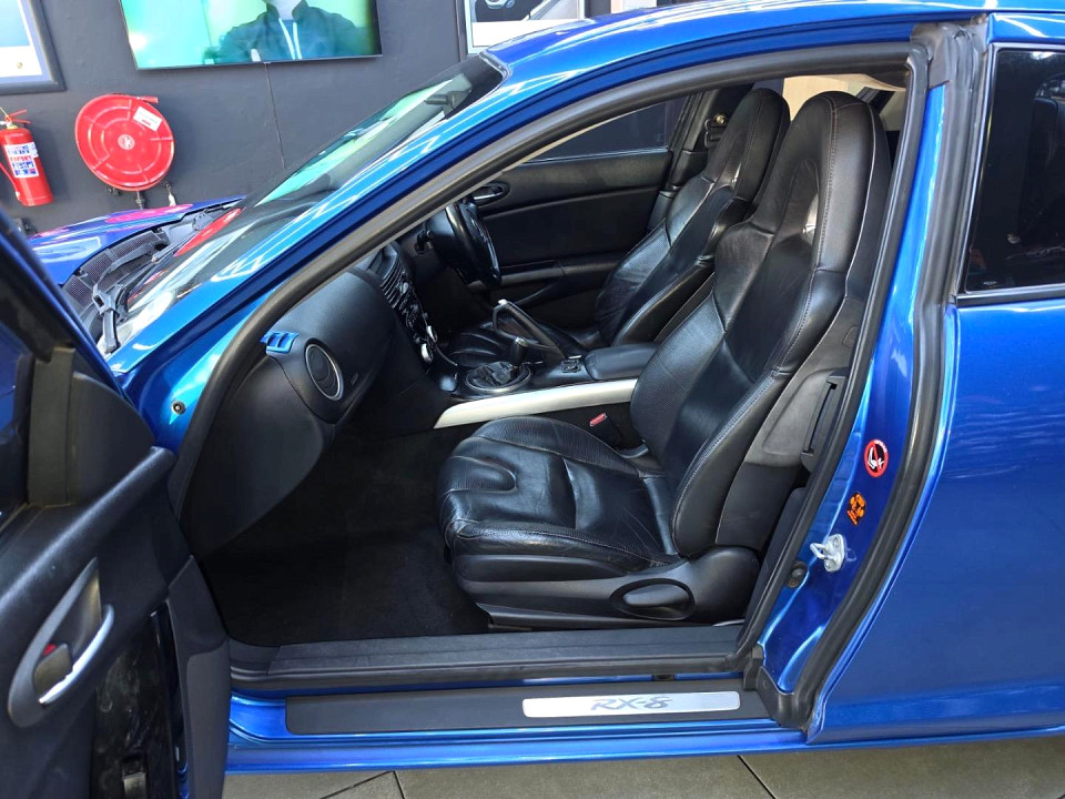 Photo 14 of 22