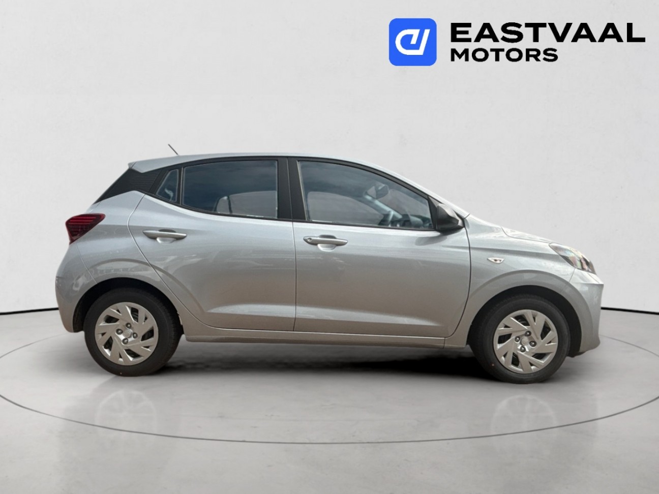 Photo 7 of 17