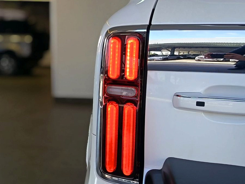 Photo 14 of 29