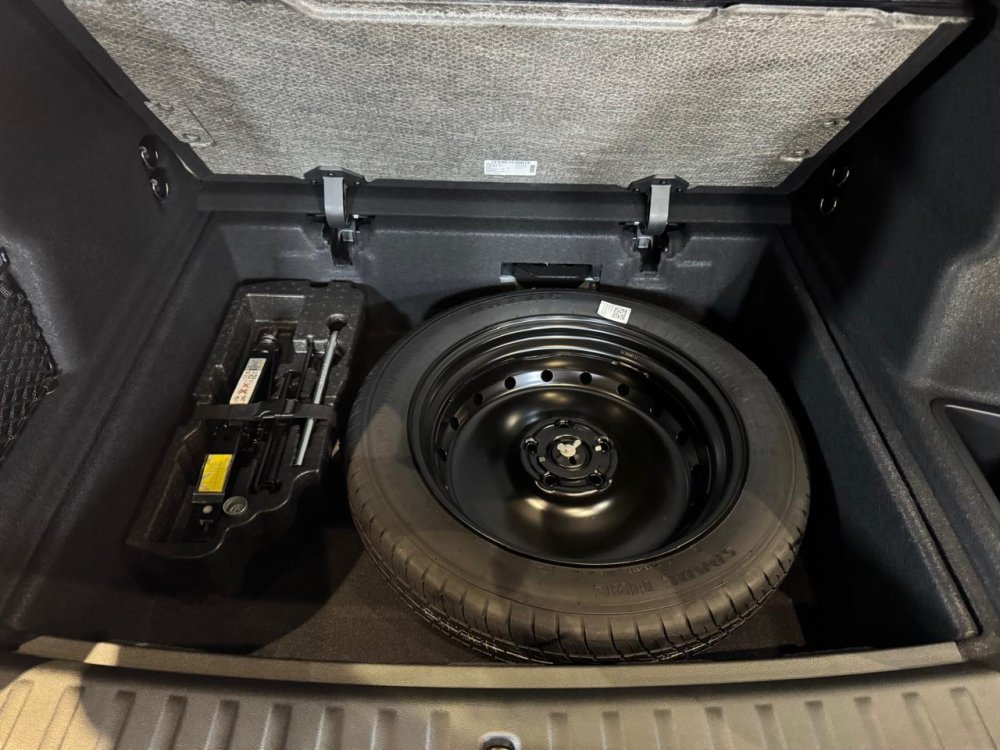 Photo 12 of 23