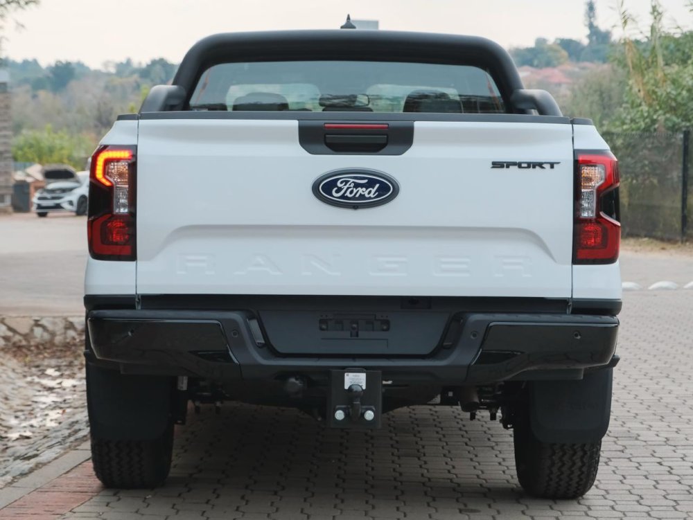 Photo 21 of 28