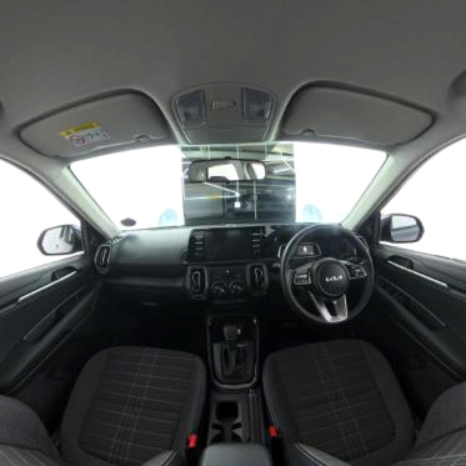 Photo 18 of 23