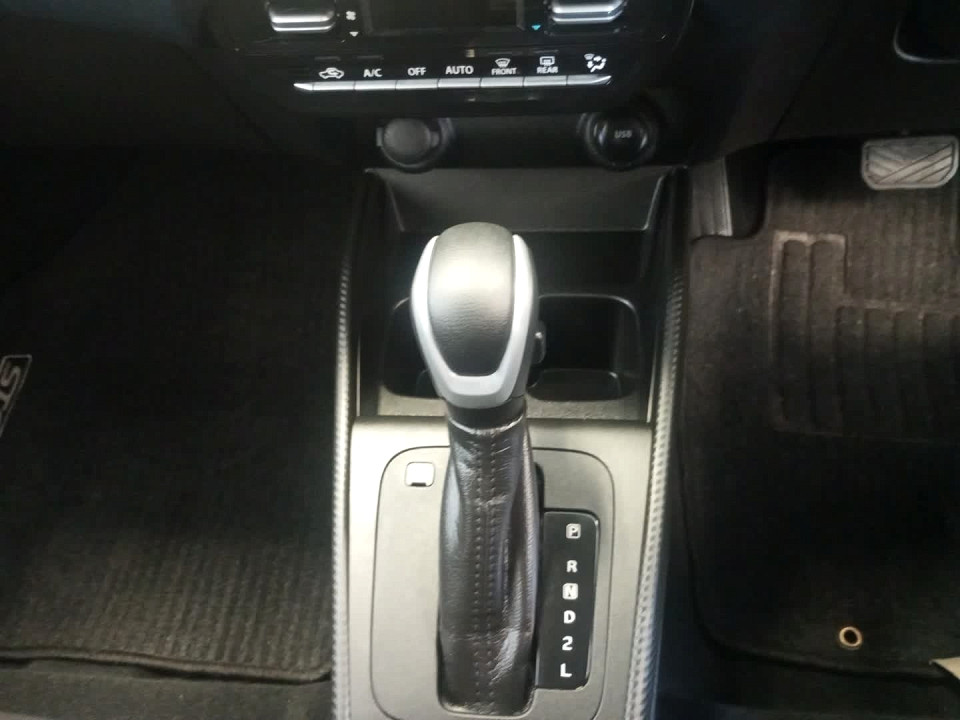 Photo 11 of 17