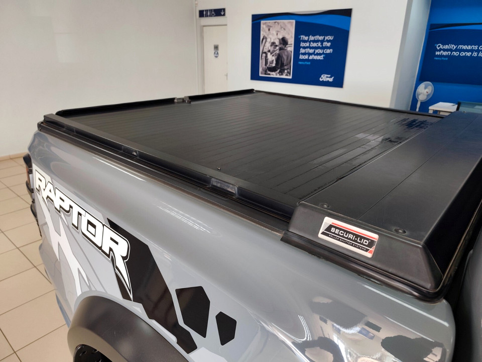 Photo 21 of 28