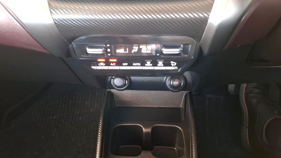 Photo 18 of 23