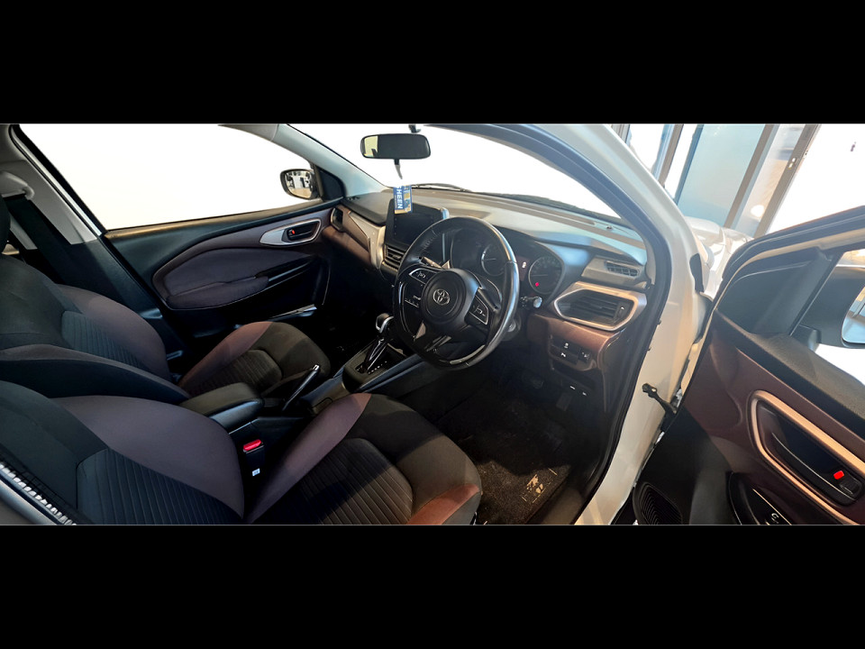 Photo 8 of 17
