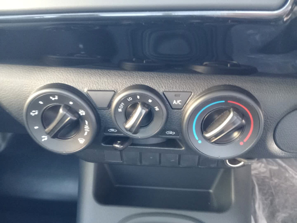Photo 14 of 24