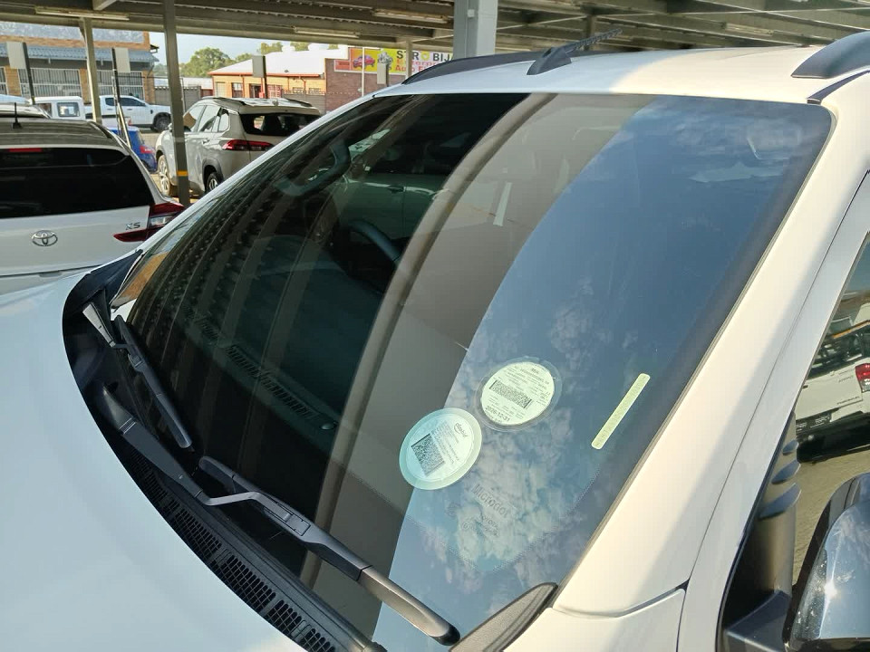 Photo 15 of 28