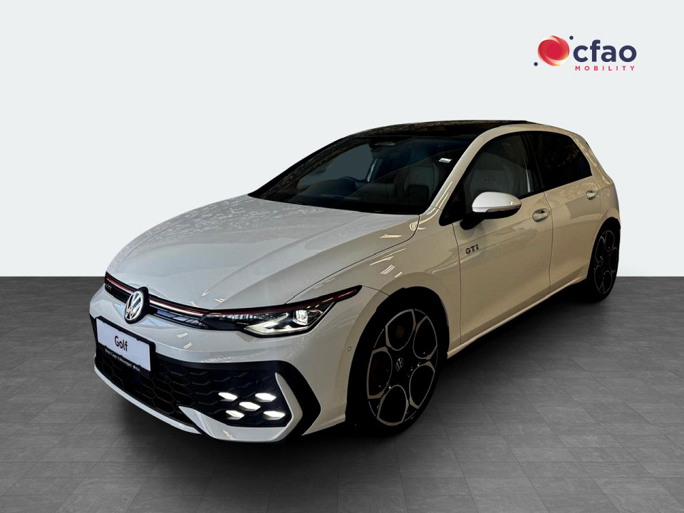 Photo 11 of 26