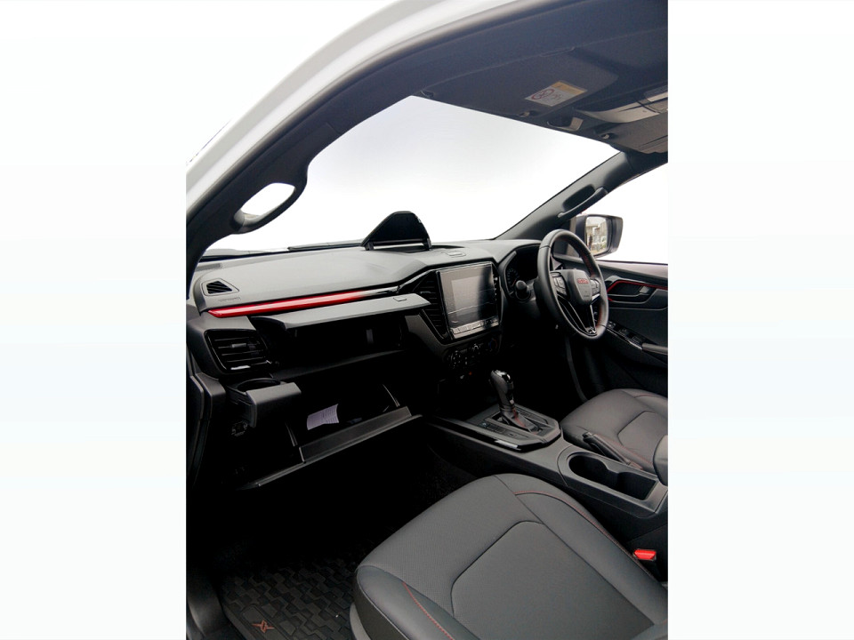 Photo 11 of 17