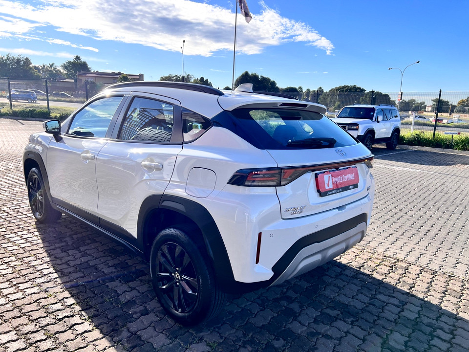 Photo 15 of 16