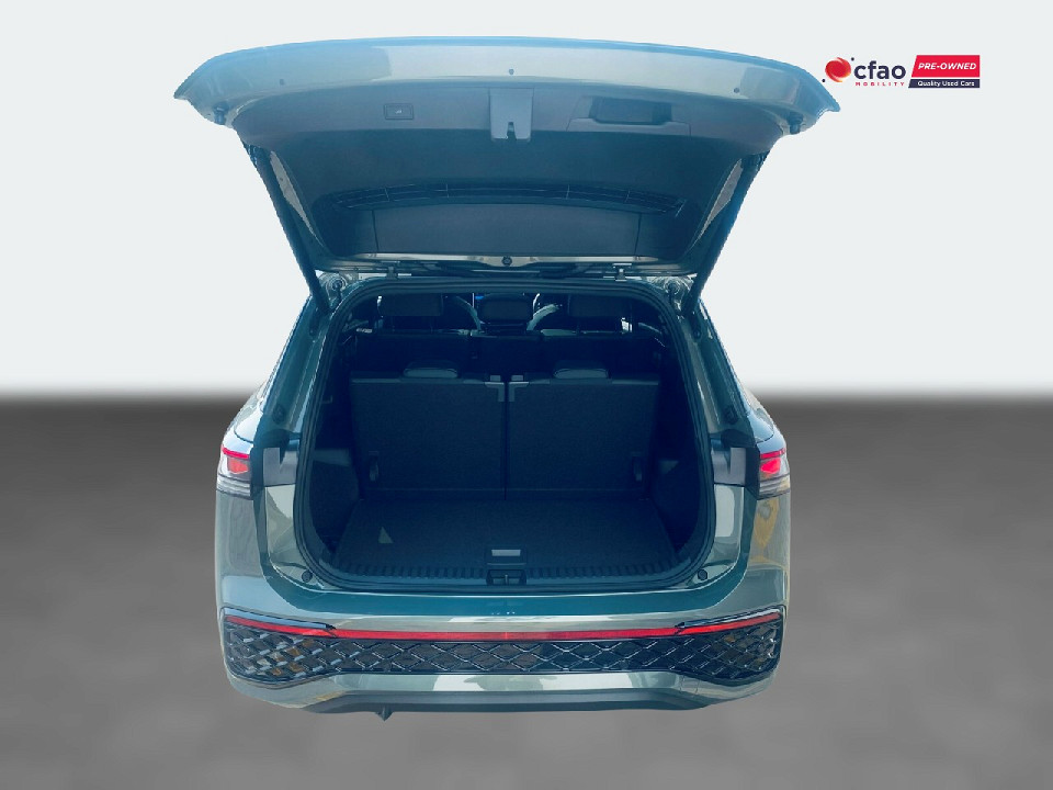 Photo 15 of 31