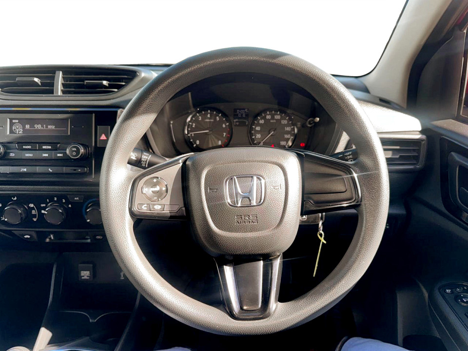 Photo 11 of 20