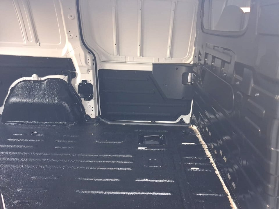 Photo 13 of 16