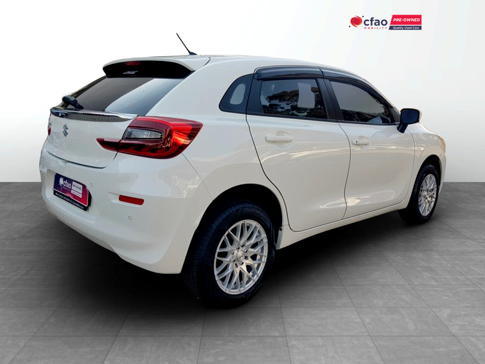 Photo 4 of 17