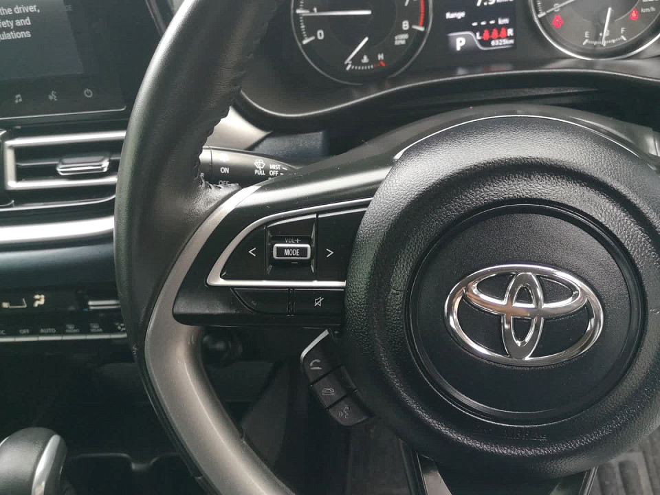 Photo 9 of 26