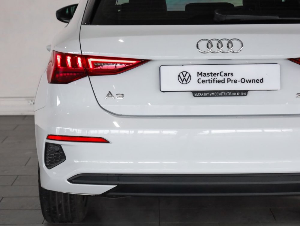 Photo 9 of 22