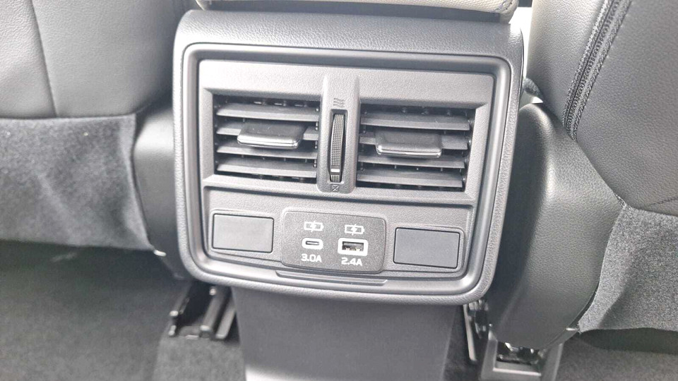 Photo 17 of 18
