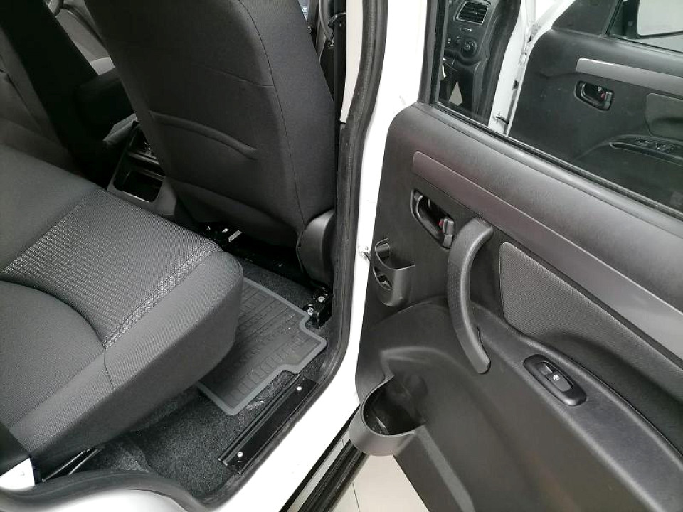 Photo 11 of 19