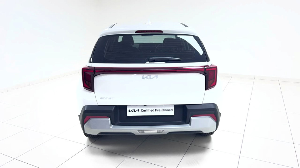 Photo 7 of 21