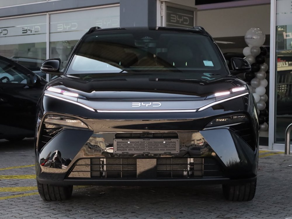 Photo 3 of 26