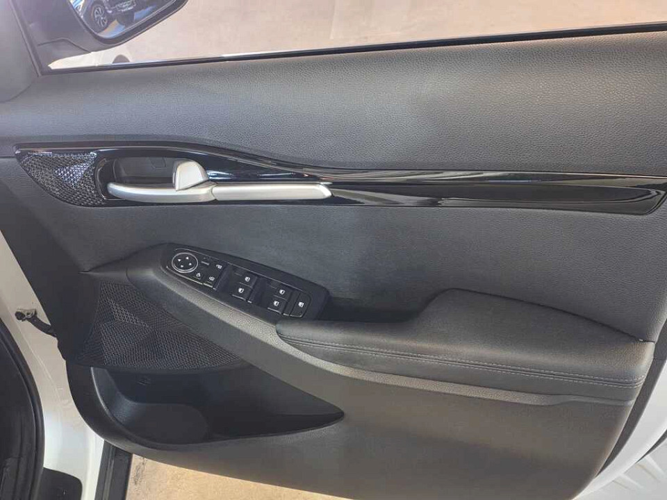 Photo 16 of 20