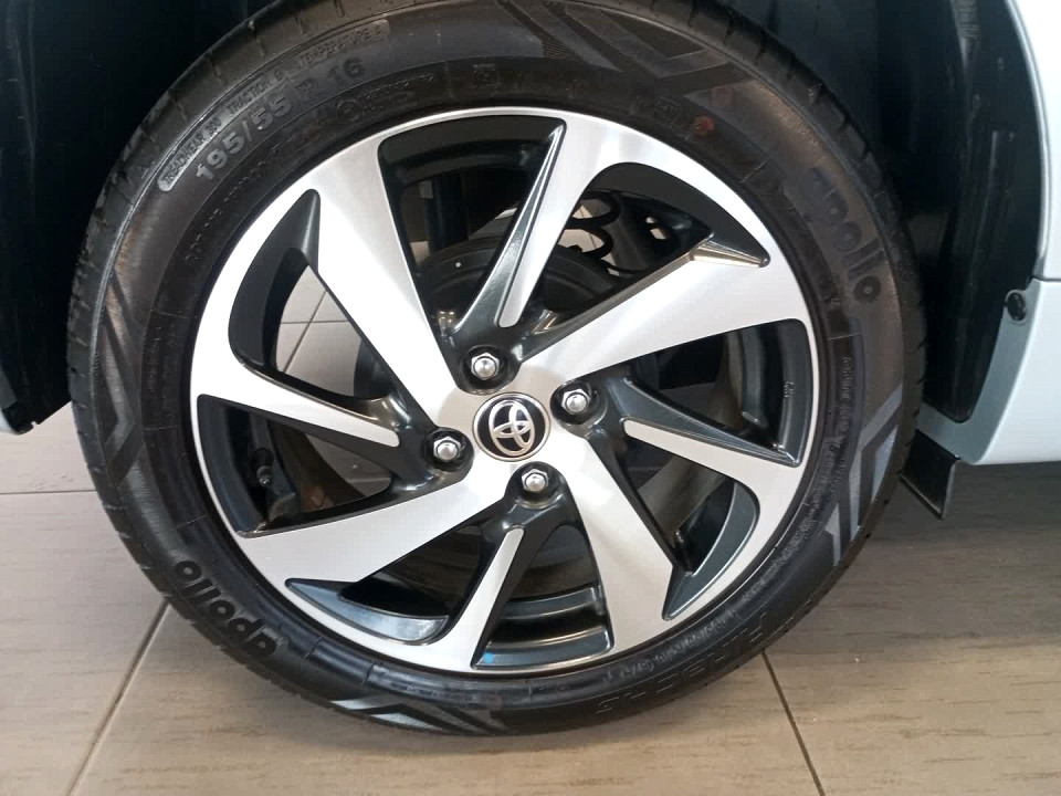 Photo 18 of 20