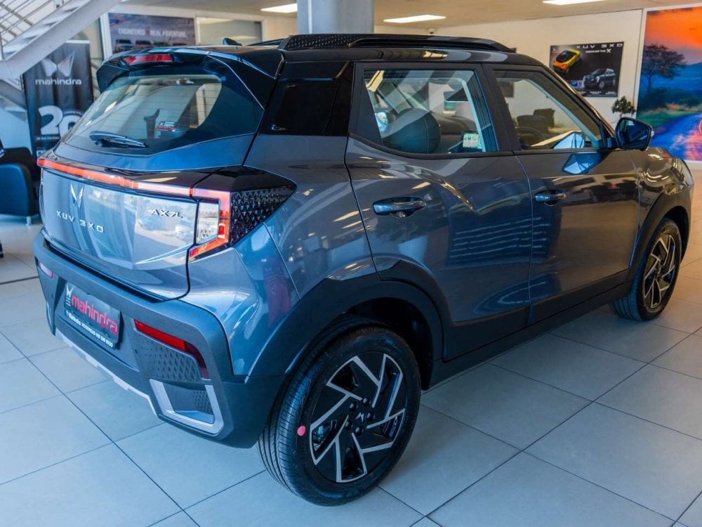 Photo 10 of 24