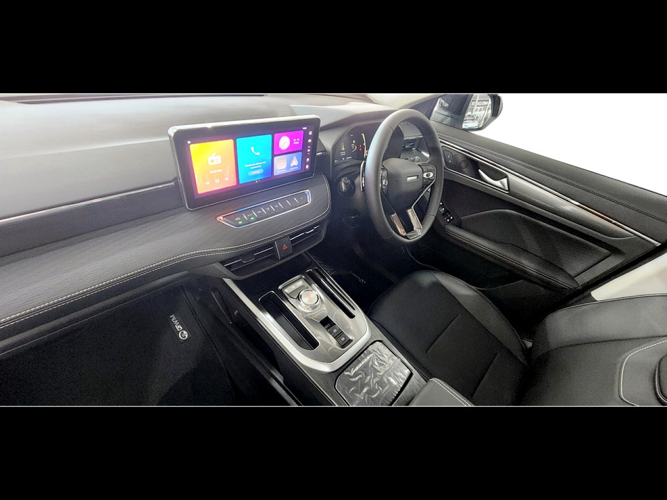 Photo 13 of 24