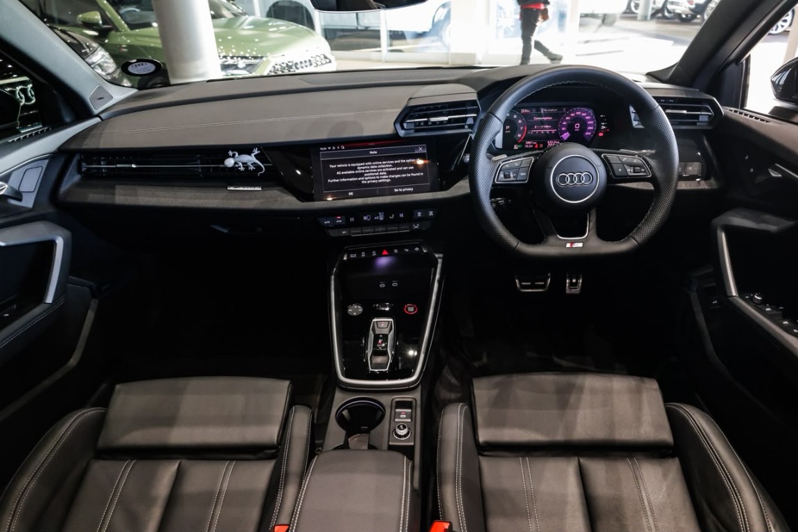 Photo 22 of 24