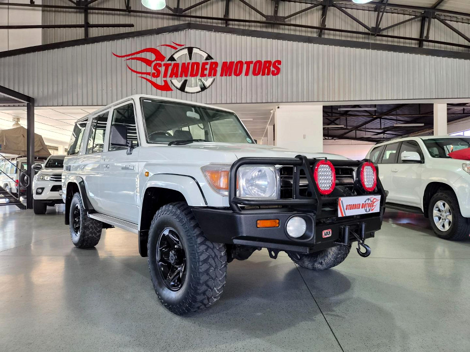 Photo 10 of 24