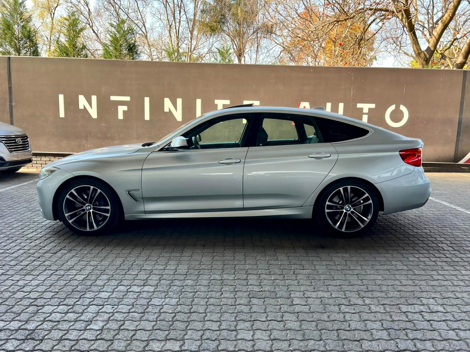 Photo 2 of 21