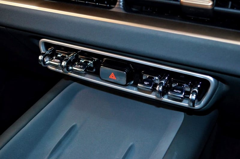 Photo 16 of 21
