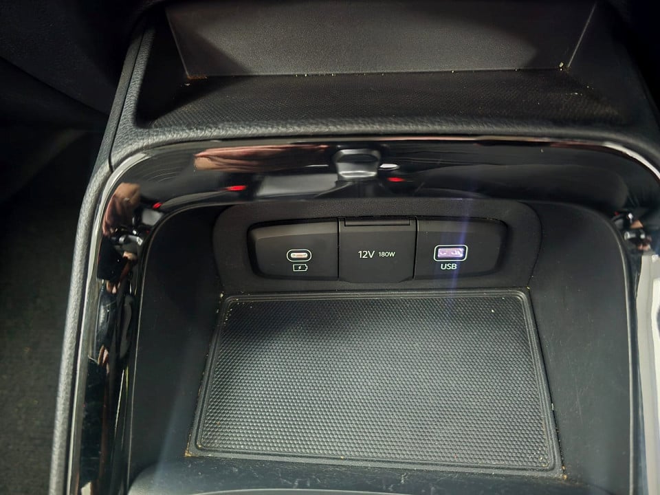 Photo 20 of 23