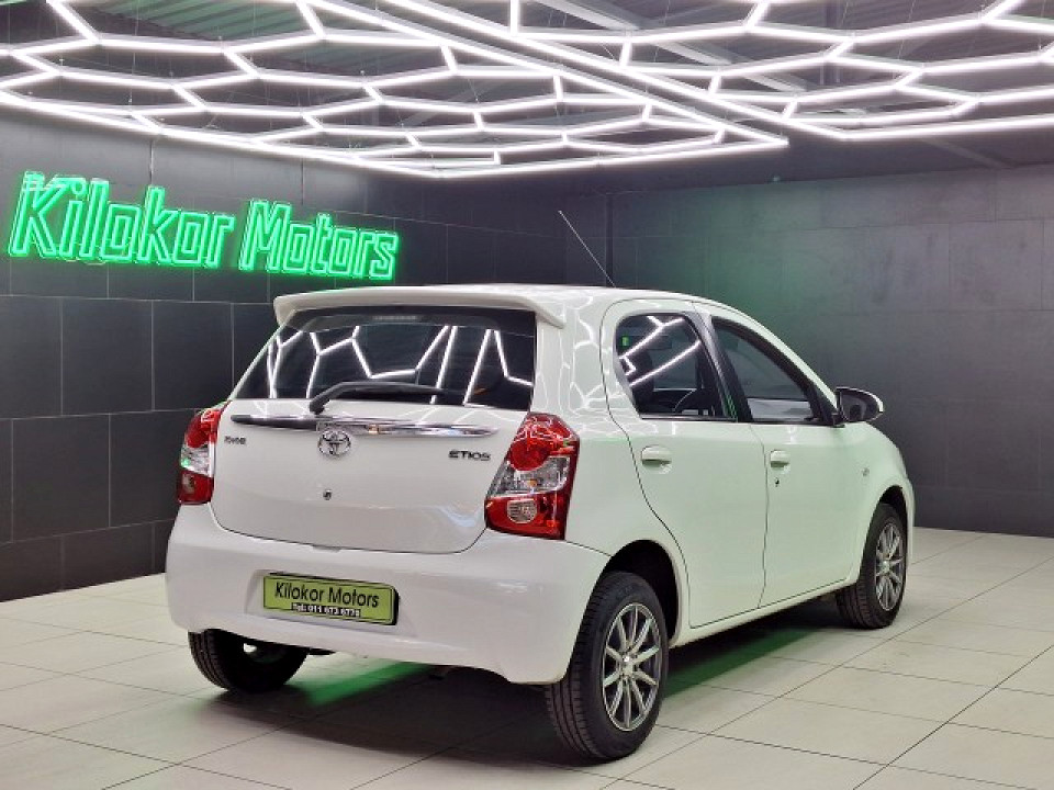 Photo 6 of 20