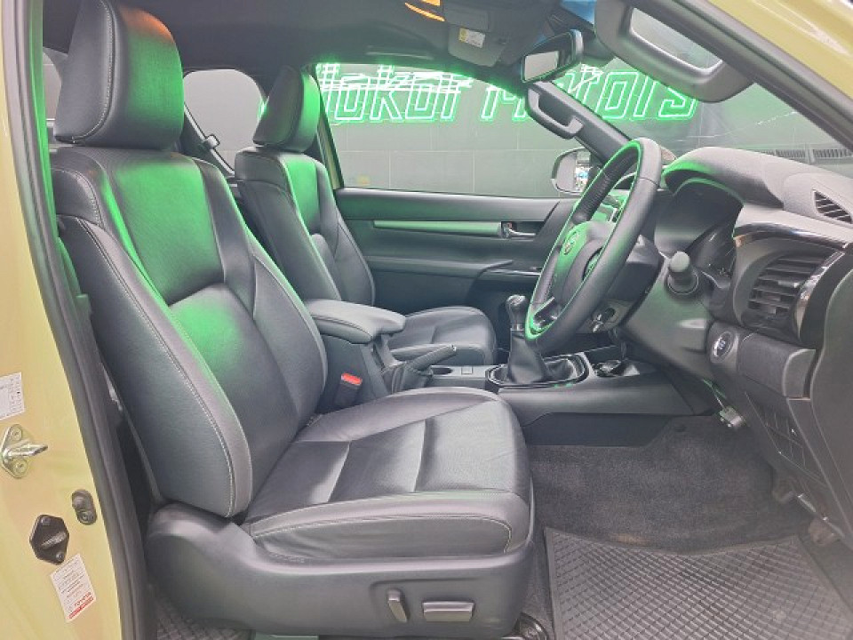 Photo 14 of 20