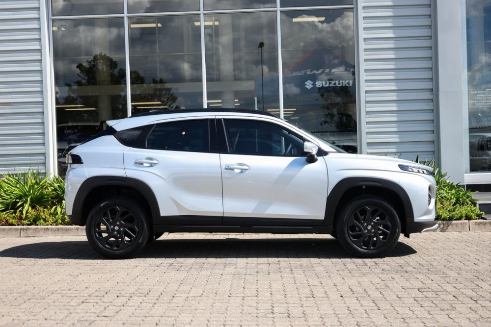 Photo 4 of 12