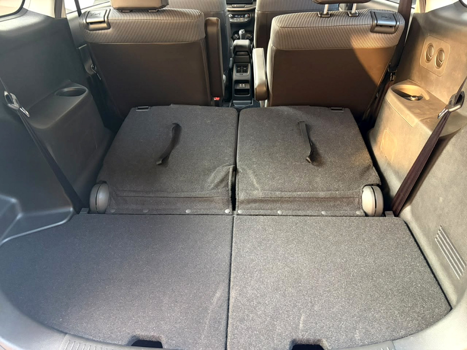 Photo 10 of 20