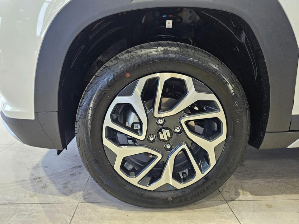 Photo 19 of 28