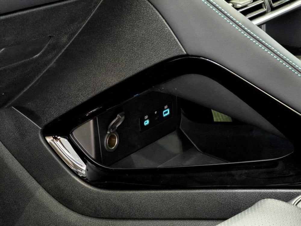 Photo 22 of 34