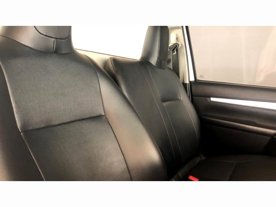 Photo 8 of 30