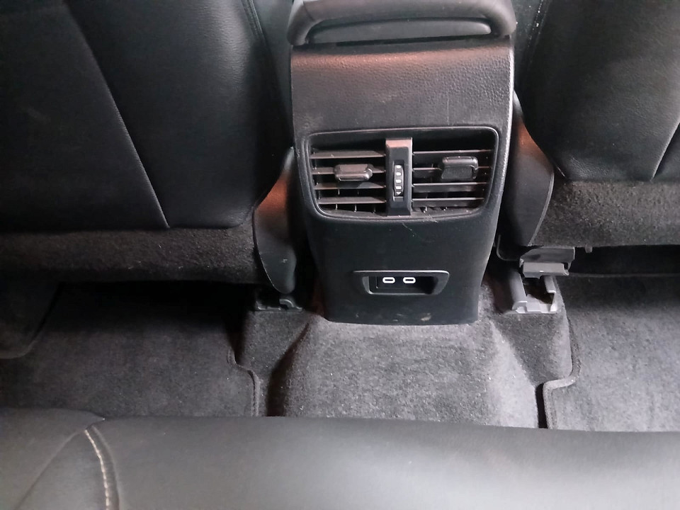 Photo 30 of 31