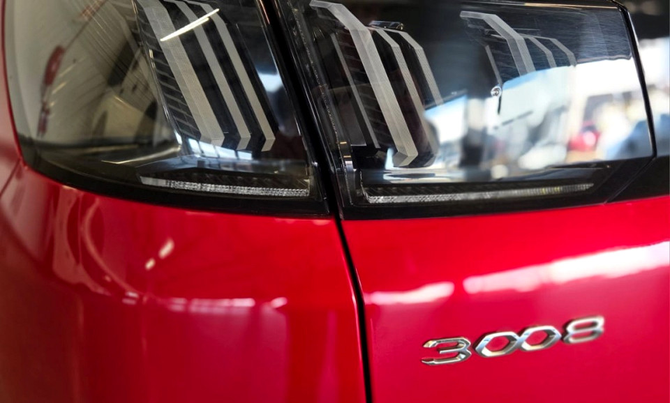 Photo 13 of 16