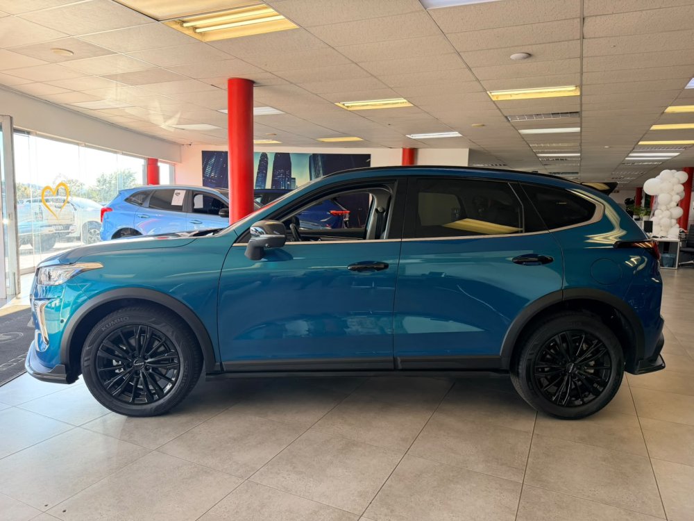 Photo 7 of 19