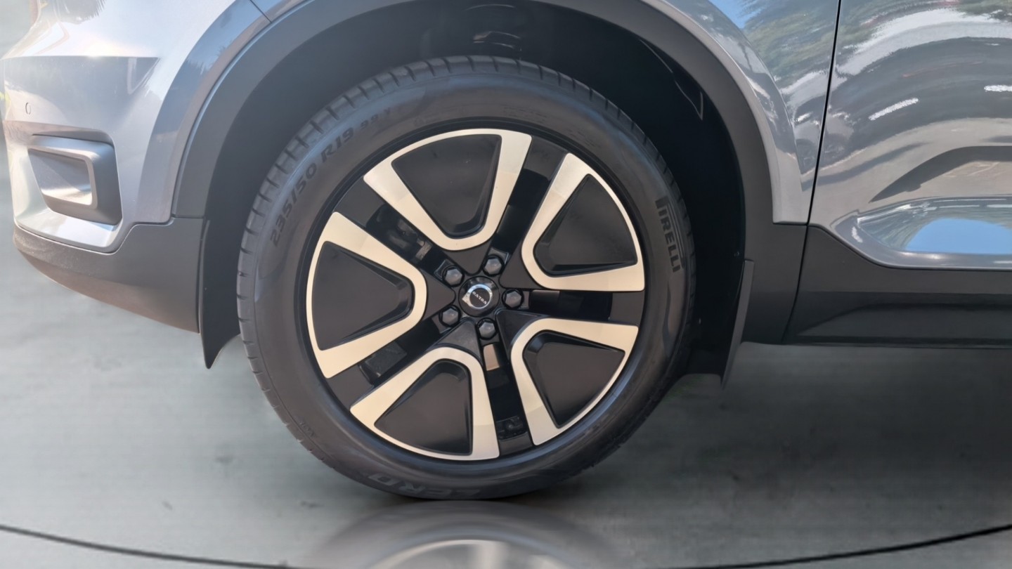 Photo 17 of 22