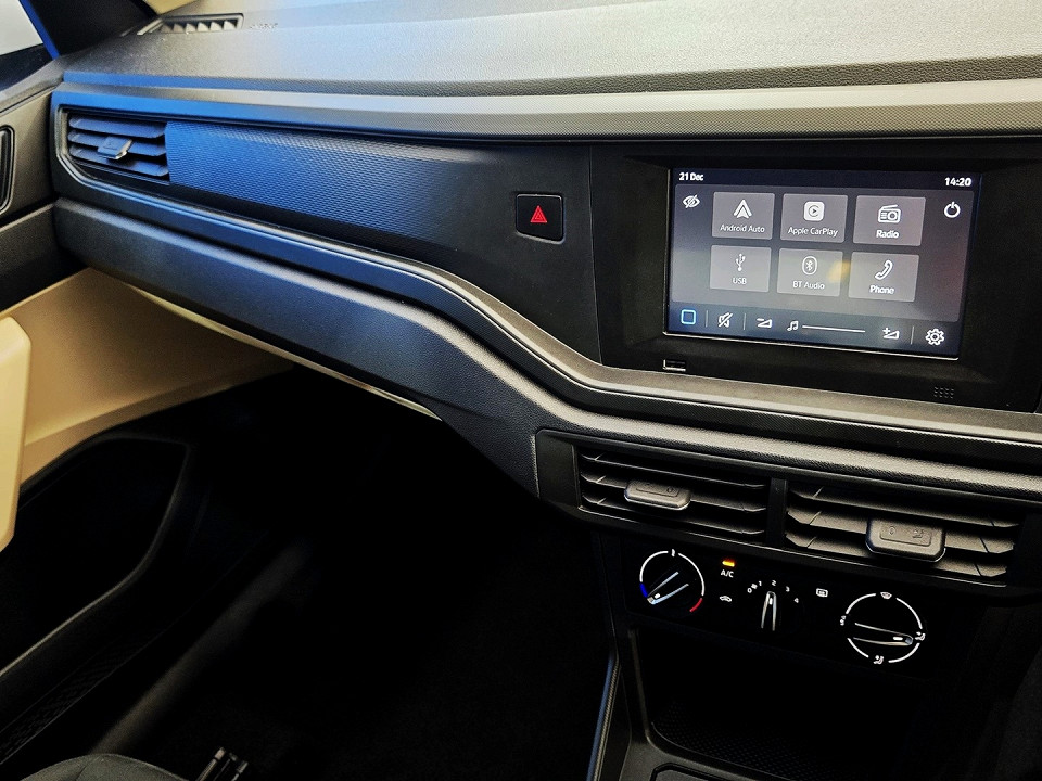 Photo 18 of 23